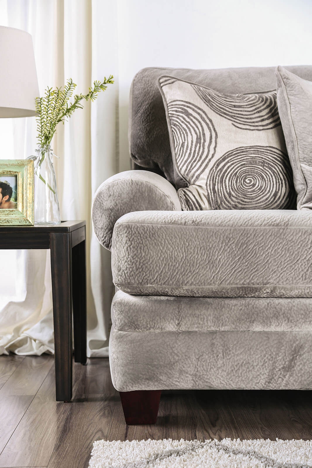 Bonaventura Fabric Sofa