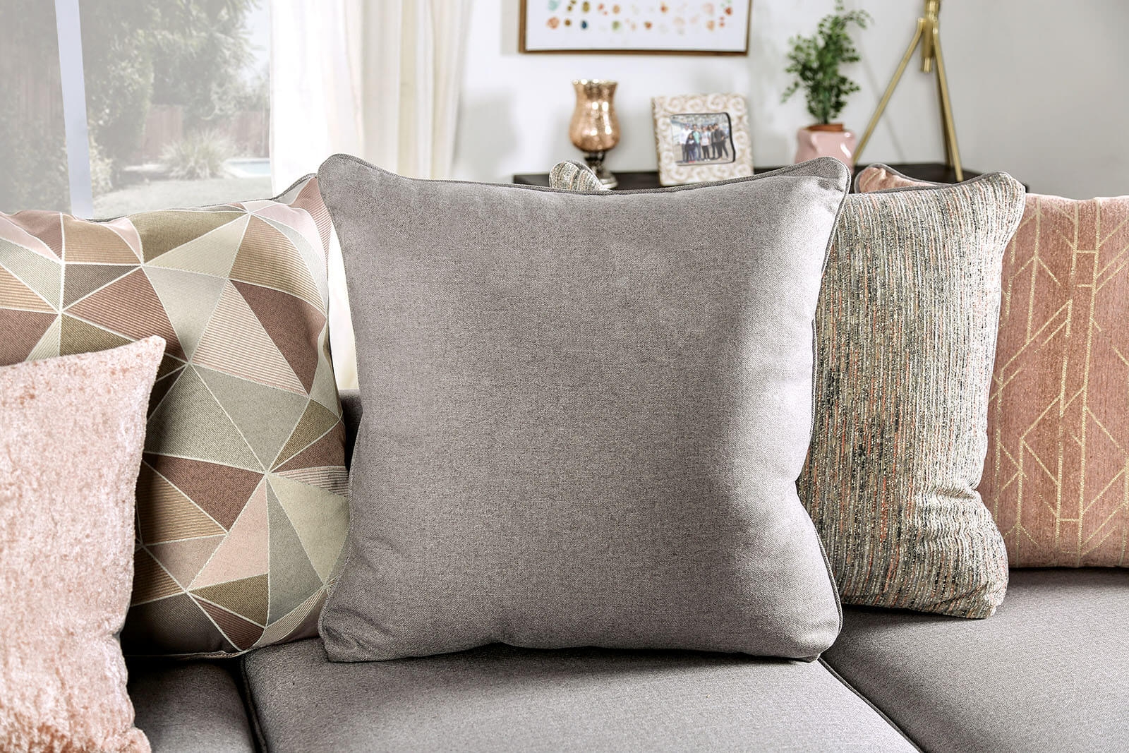 Harriden Fabric Living Room Set