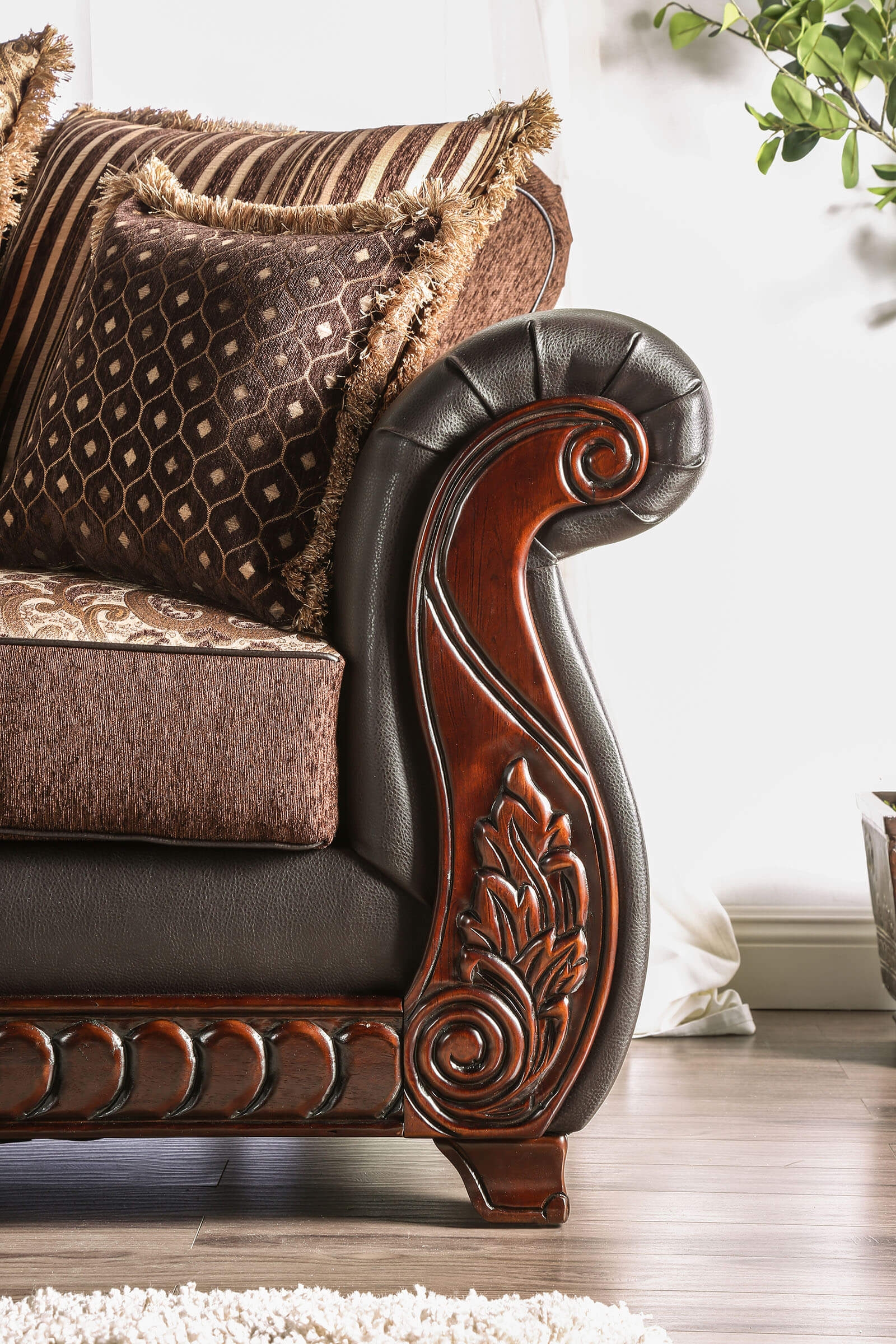 Franklin Fabric/Leatherette/Wood Chair