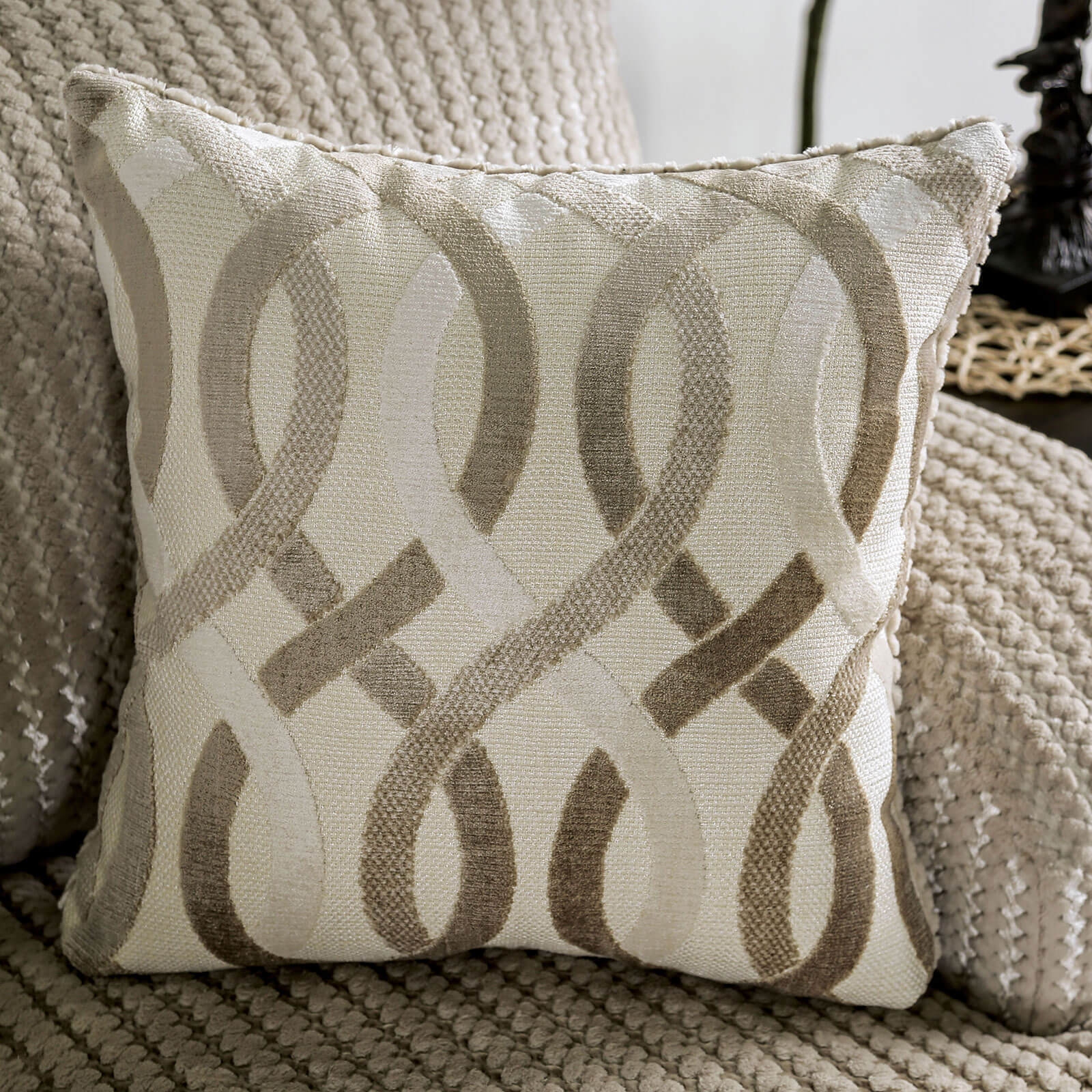 Zayla Chenille Fabric Loveseat