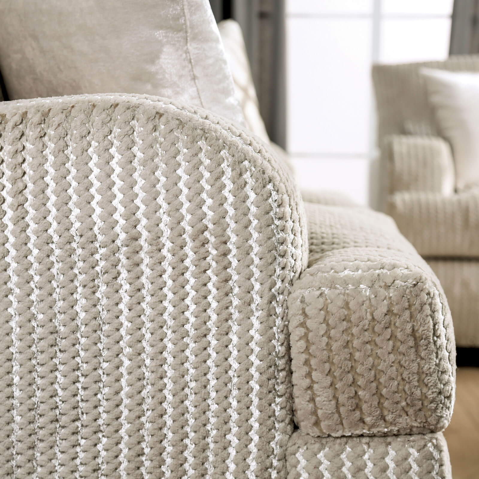Zayla Fabric Living Room Set