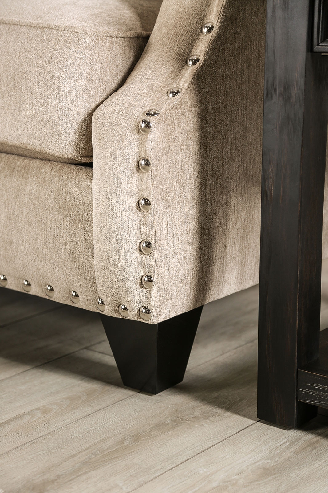 Hendon Fabric Loveseat