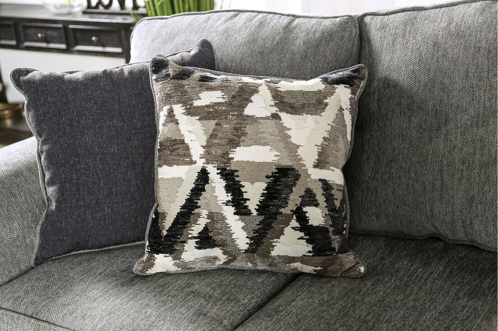 Delgada Fabric Living Room Set