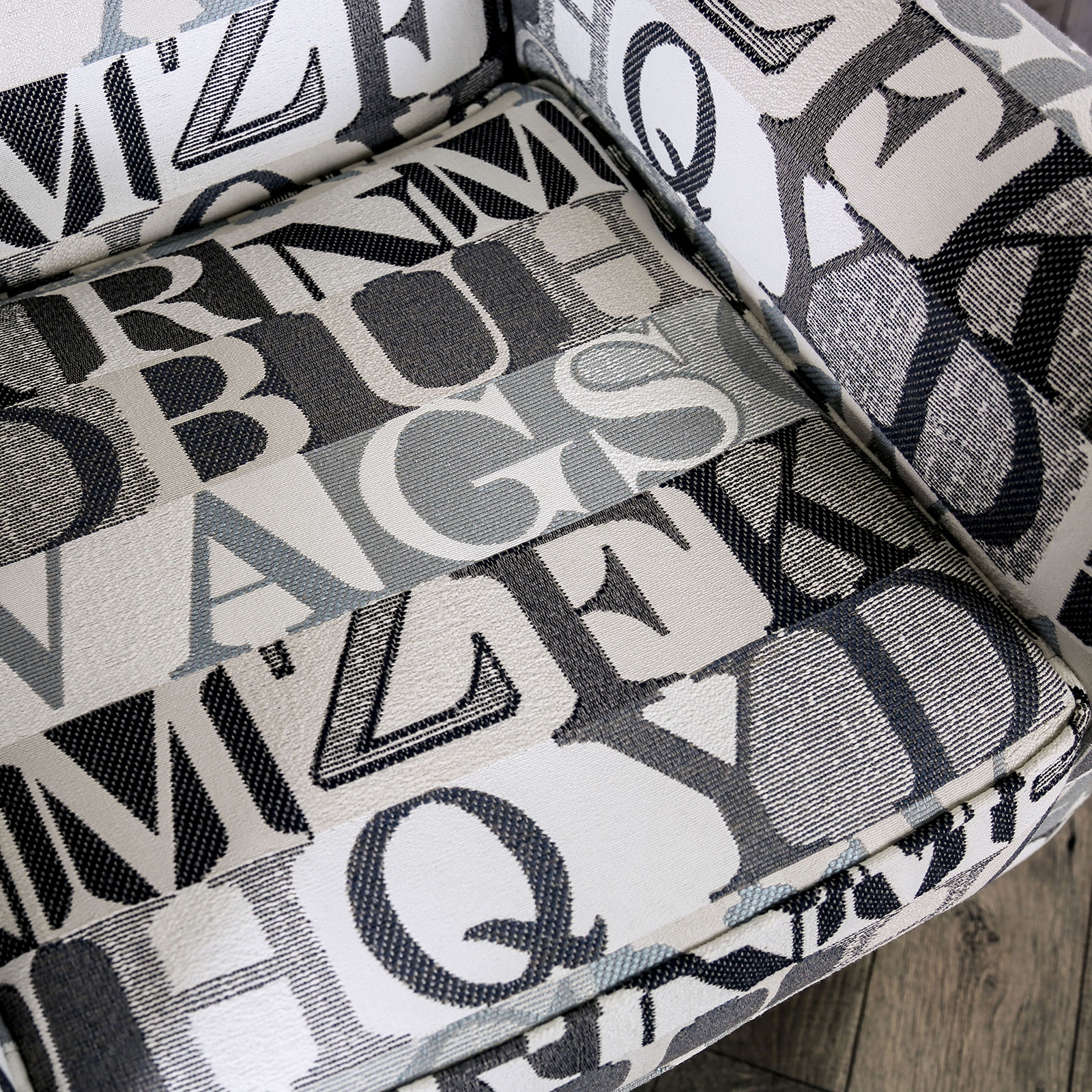 Verne Letter Pattern Linen Fabric Chair