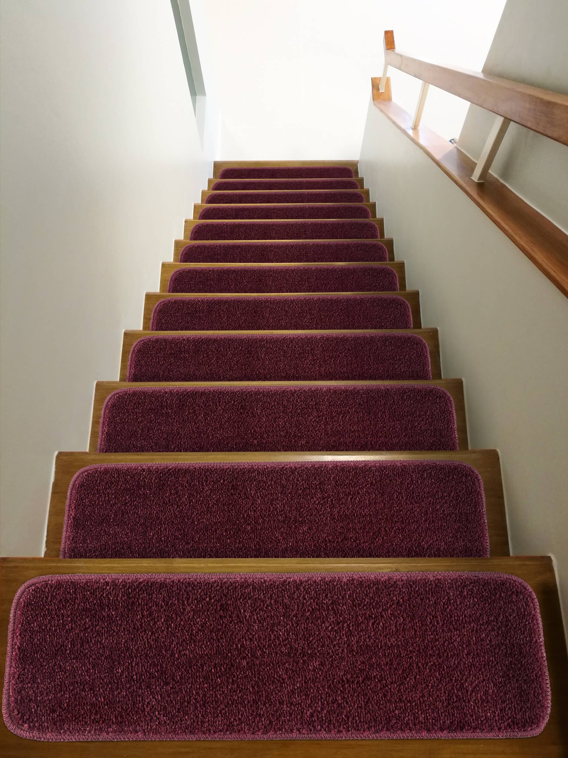 Solo SO01-112 Stair Treads 8.5" x 26" Rug (Set of 13)