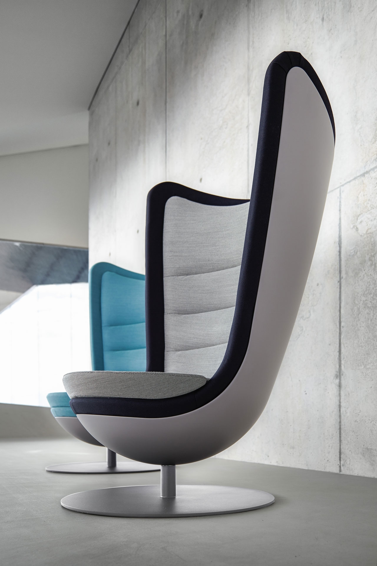 Badminton Lounge Office Swivel Soft Chair