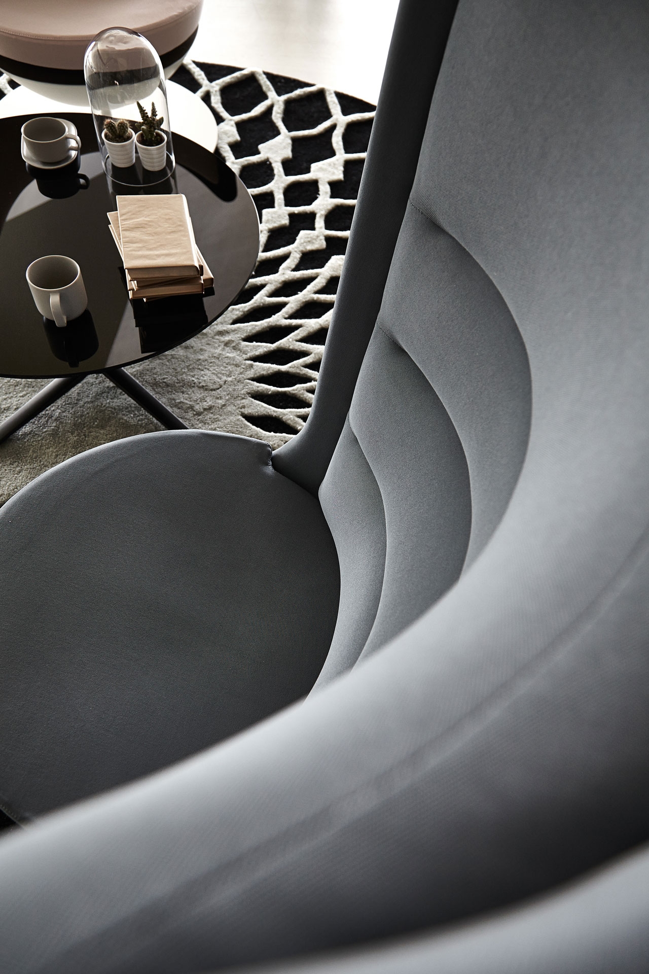 Badminton Lounge Office Swivel Soft Chair