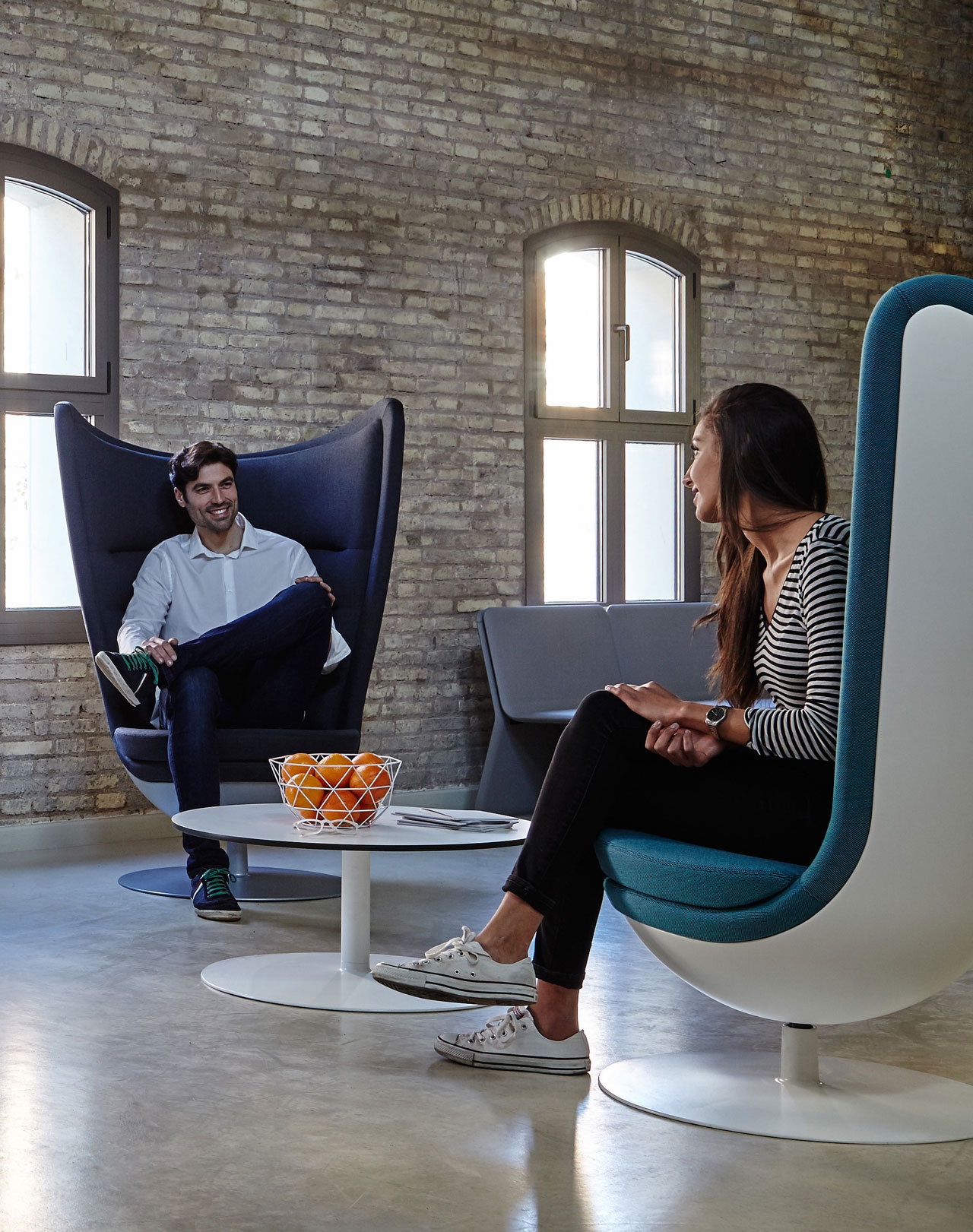Badminton Lounge Office Swivel Soft Chair, Monocolor