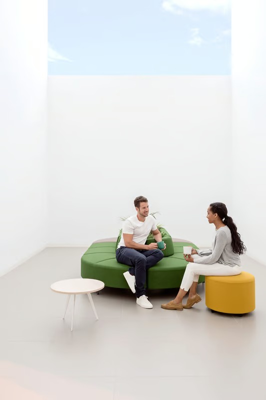 Bend Fabric Round Pouf