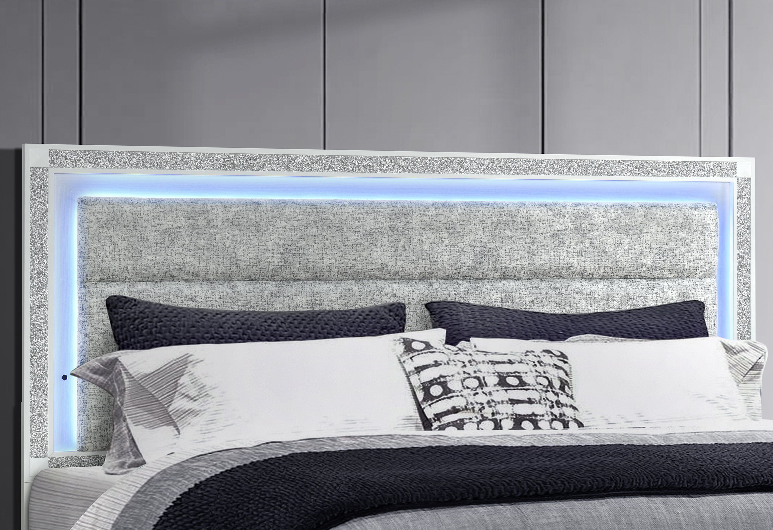 Soleil Queen Size Panel Bed with LED