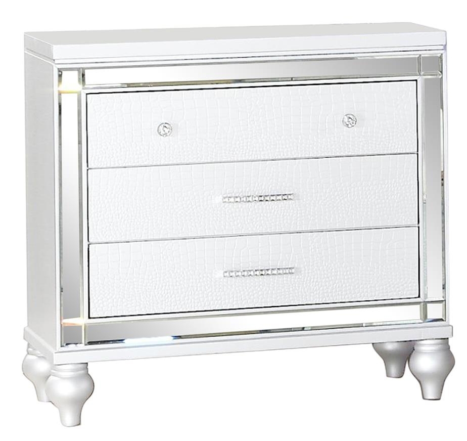Lizelle Velvet/Wood Regular Bedroom Set