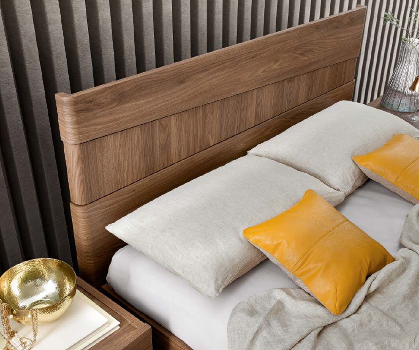Storm Wood Platform Bed, Queen Size