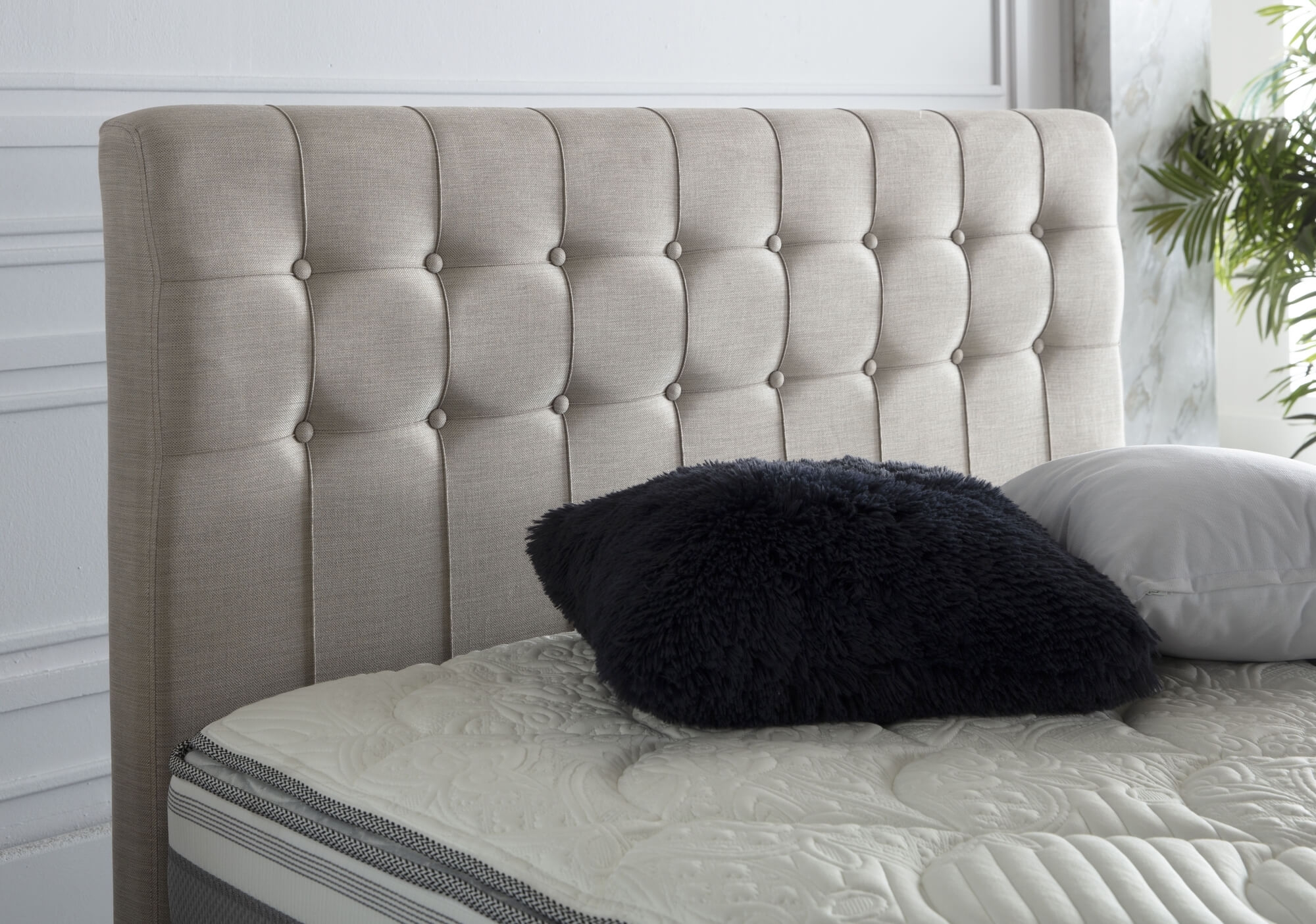 Stratton Tufted Twin Size Bed In A Box