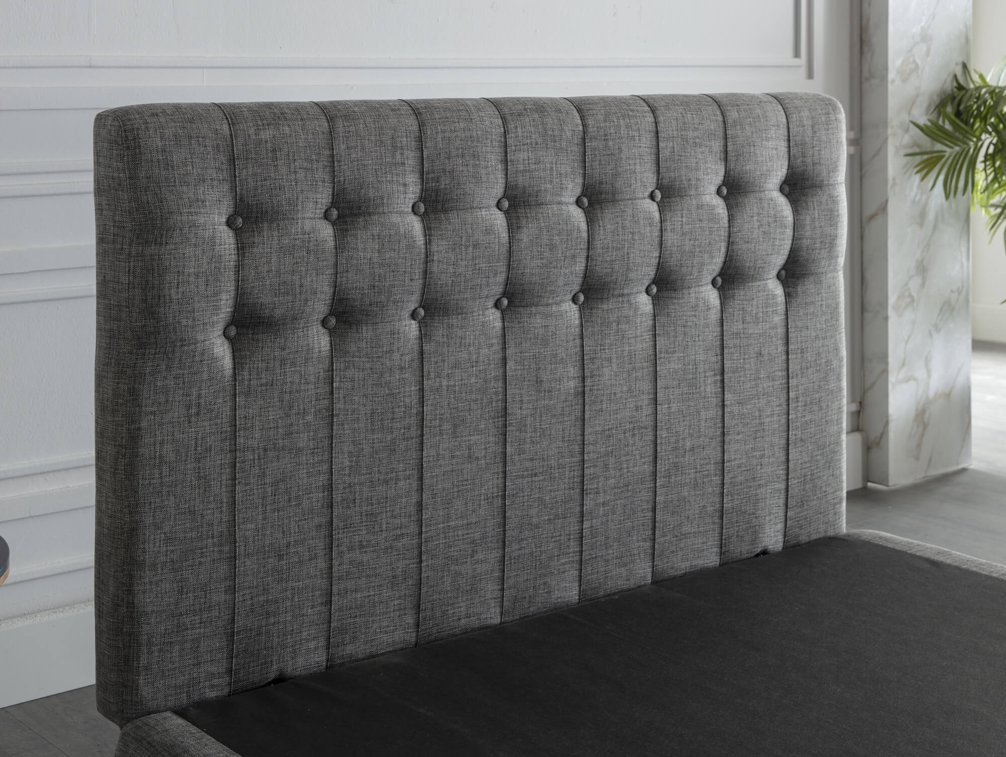 Stratton Tufted Full Size Bed In A Box