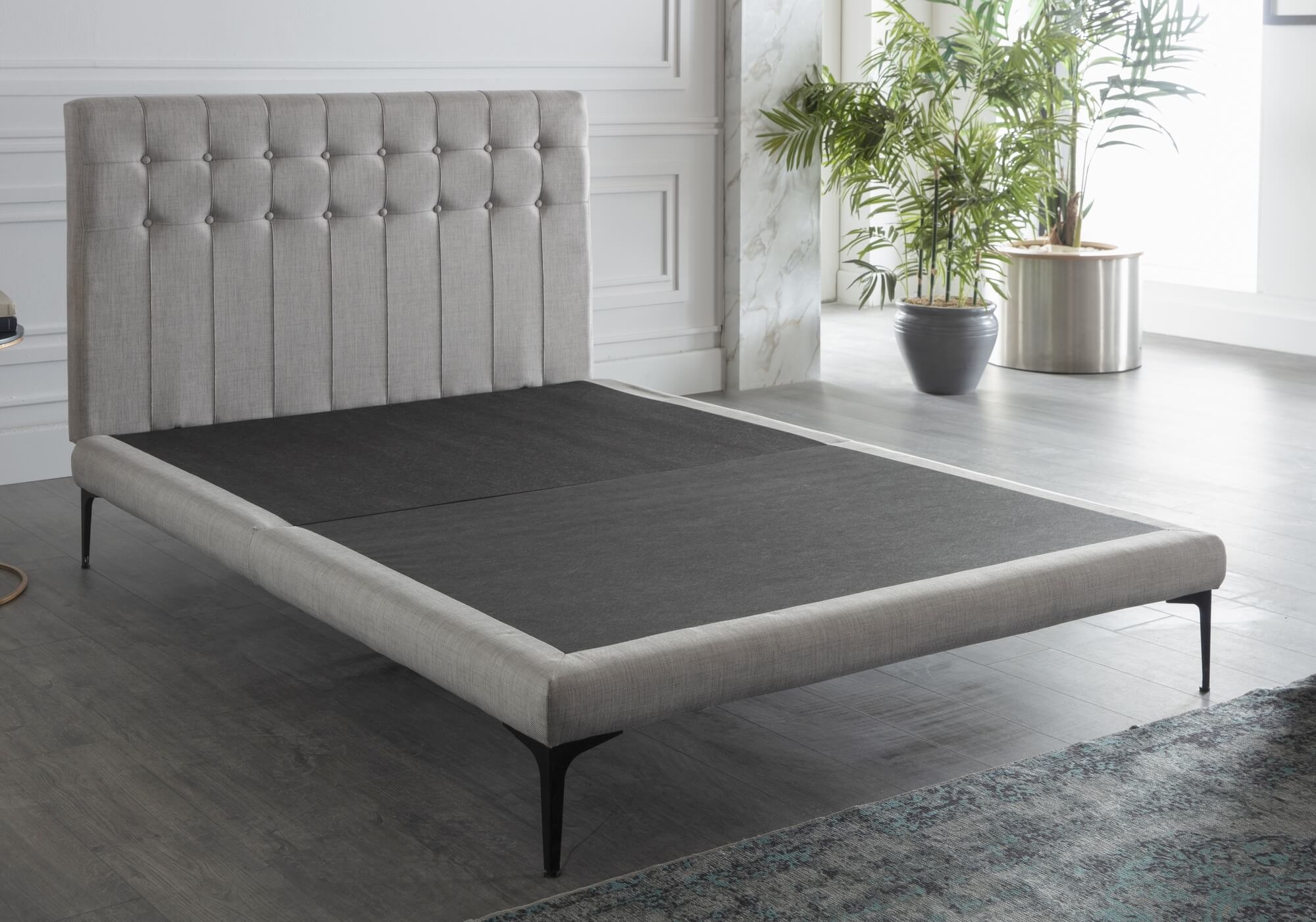 Stratton Tufted Full Size Bed In A Box