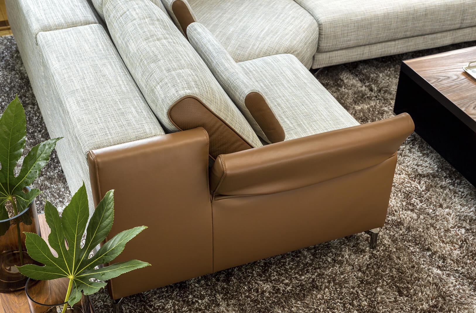 Stuttgart Fabric/Leather U-Shaped Sectional