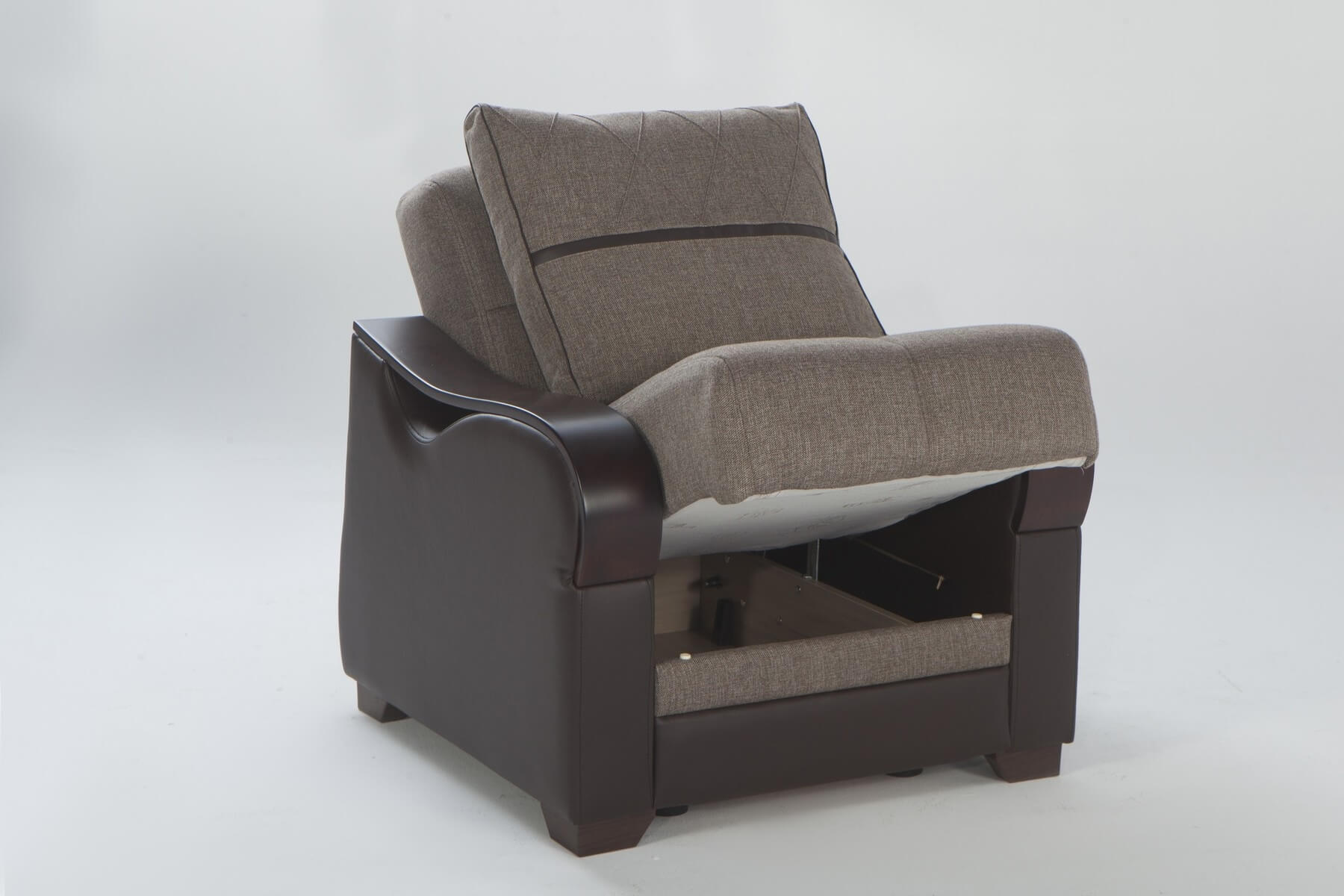 Bennet Redeyef Brown Chair