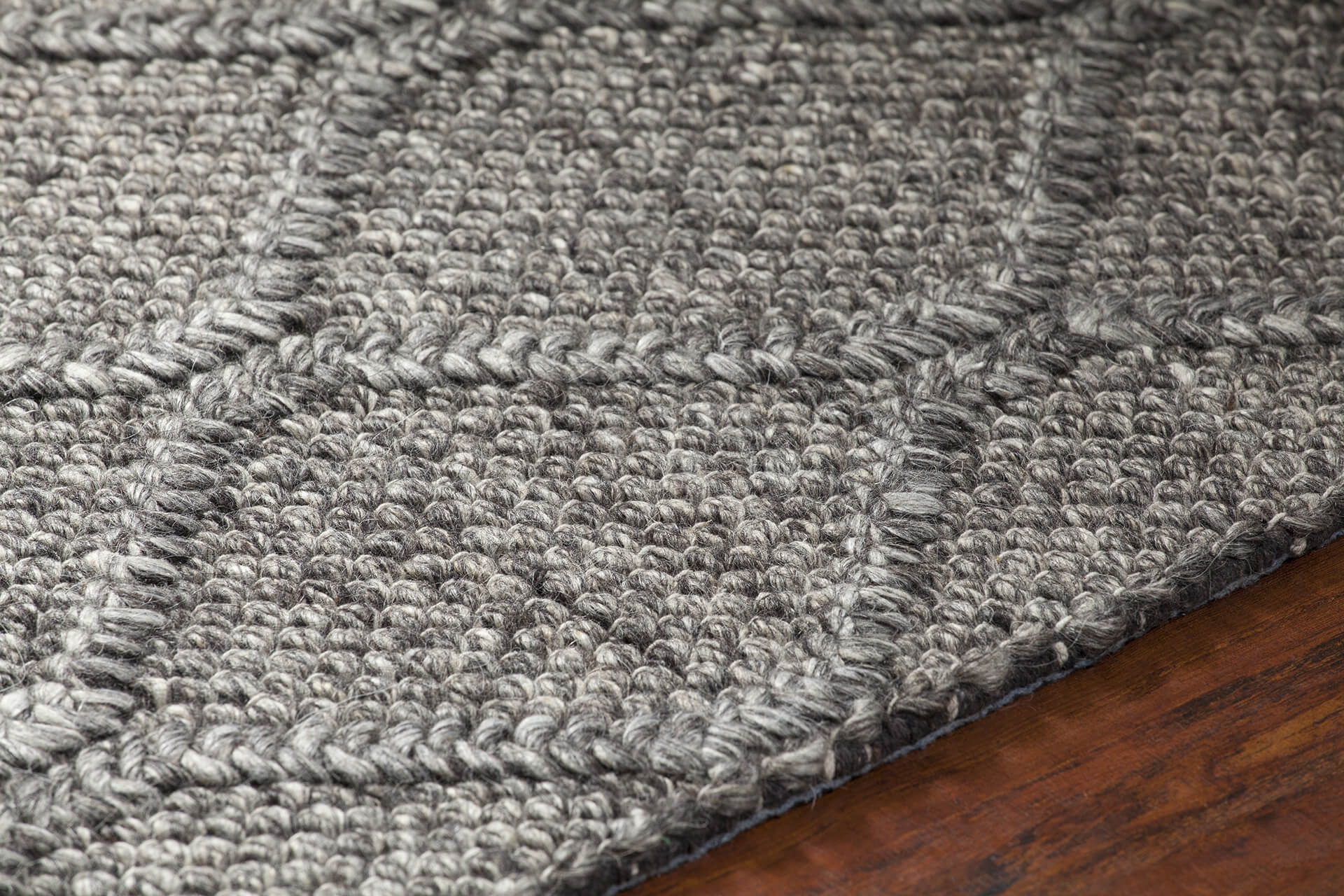 Sujan Wool/Viscose Rectangular Handmade Rug, 5' x 7'6"