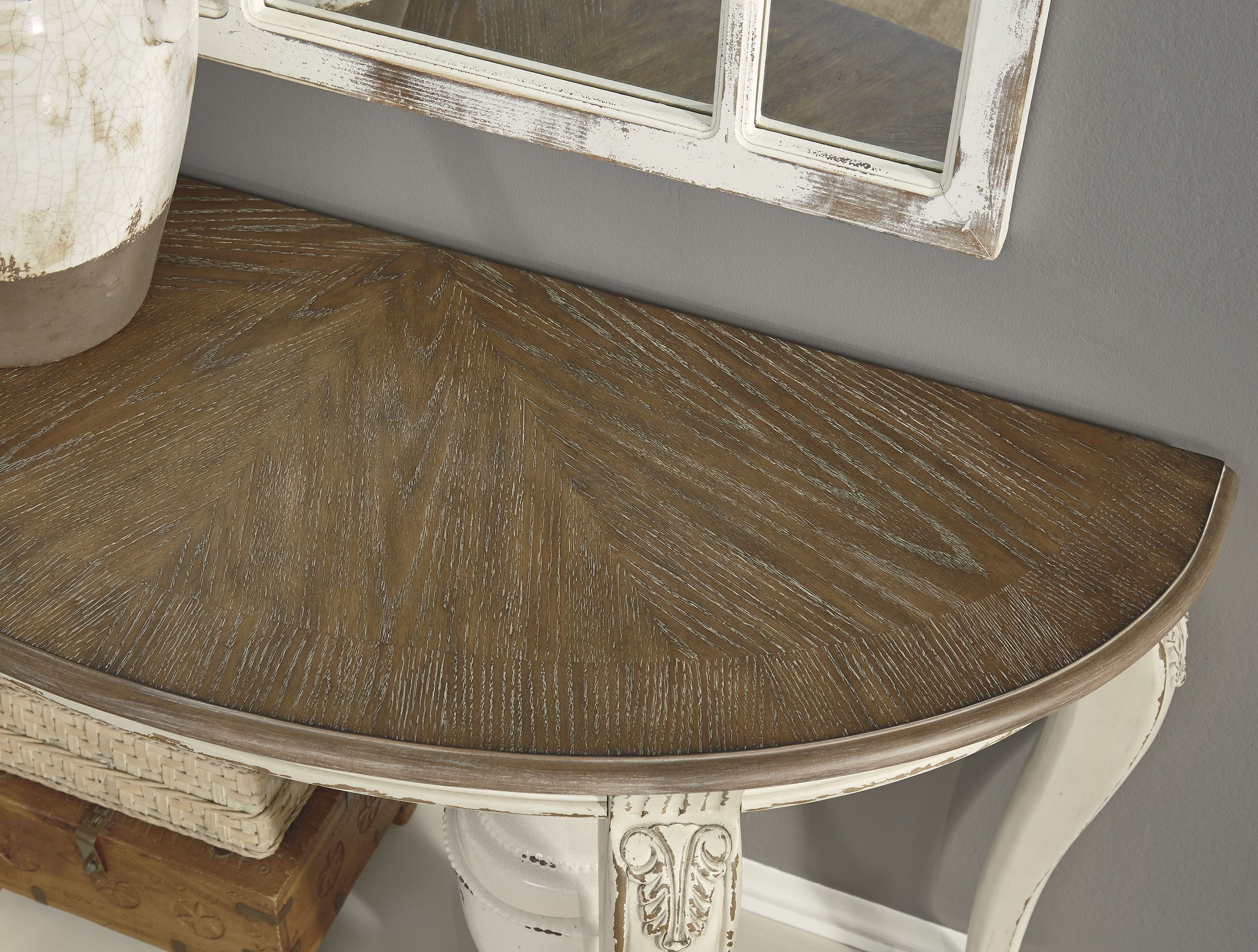 Realyn Wood Veneer Sofa Table