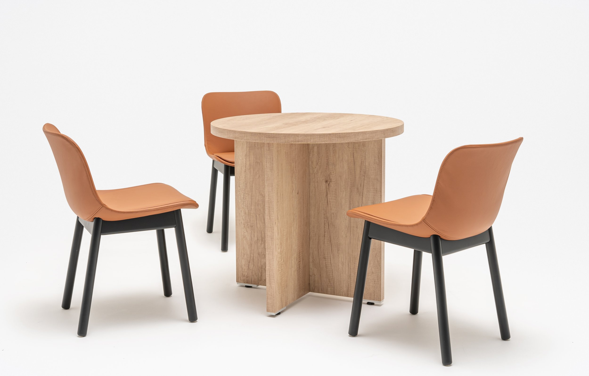 Quando MFC 31 1/2" Round Cafe Table