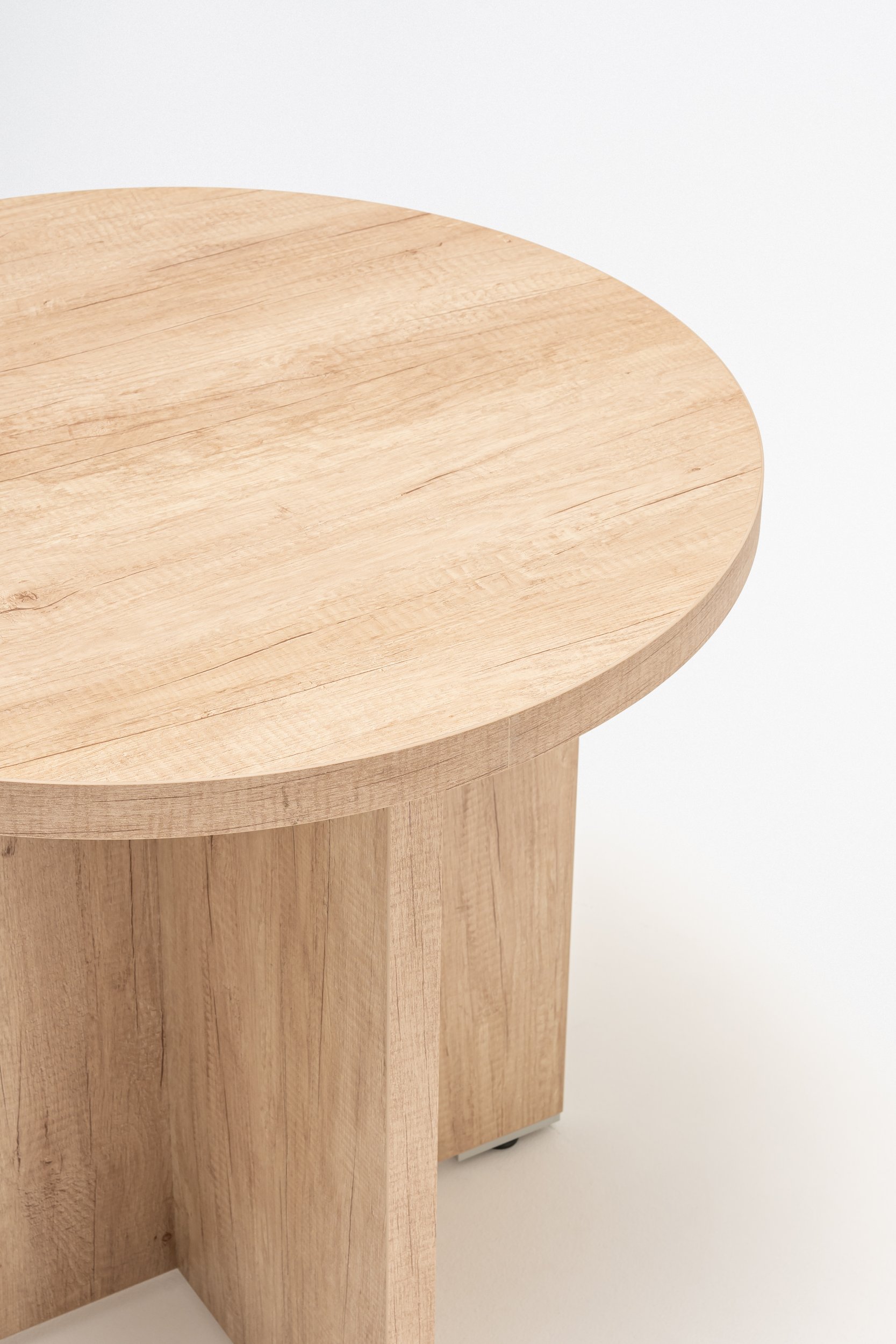 Quando MFC 31 1/2" Round Cafe Table