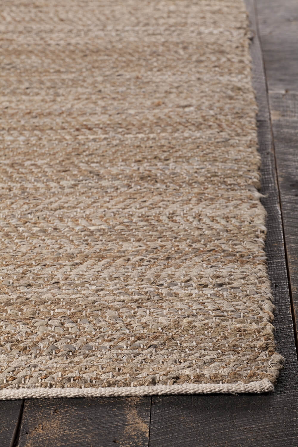 Tenola Jute/Leather/Cotton Rectangular Handmade Rug, 7'9" x 10'6"