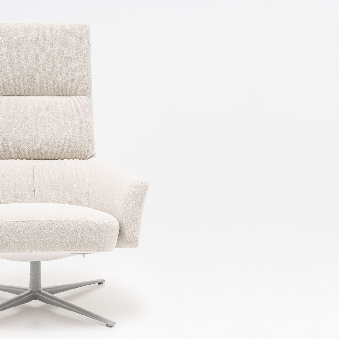 Toro Armchair w/Headrest