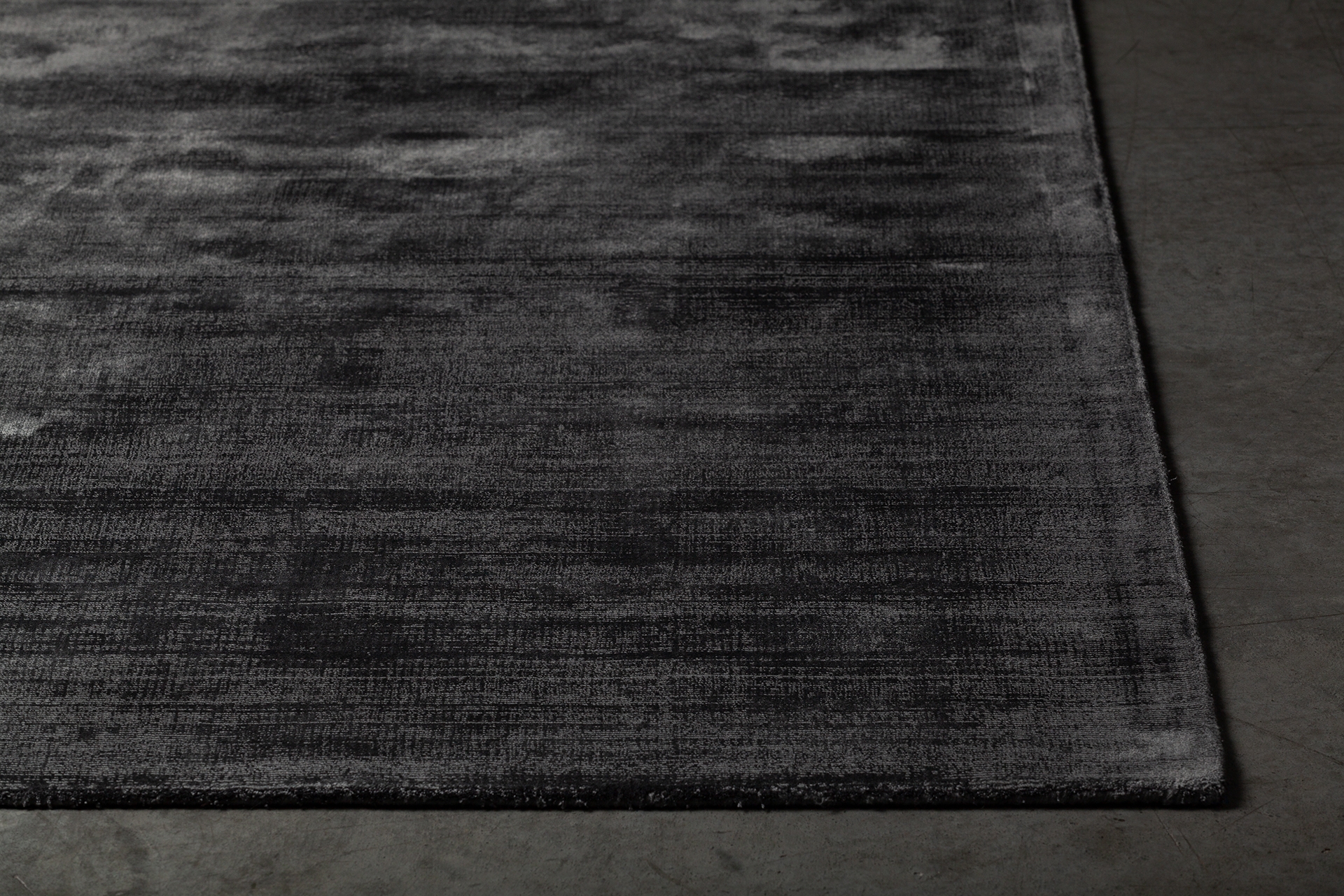 Tricia Viscose Rectangular Handmade Rug, 5' x 7'6"