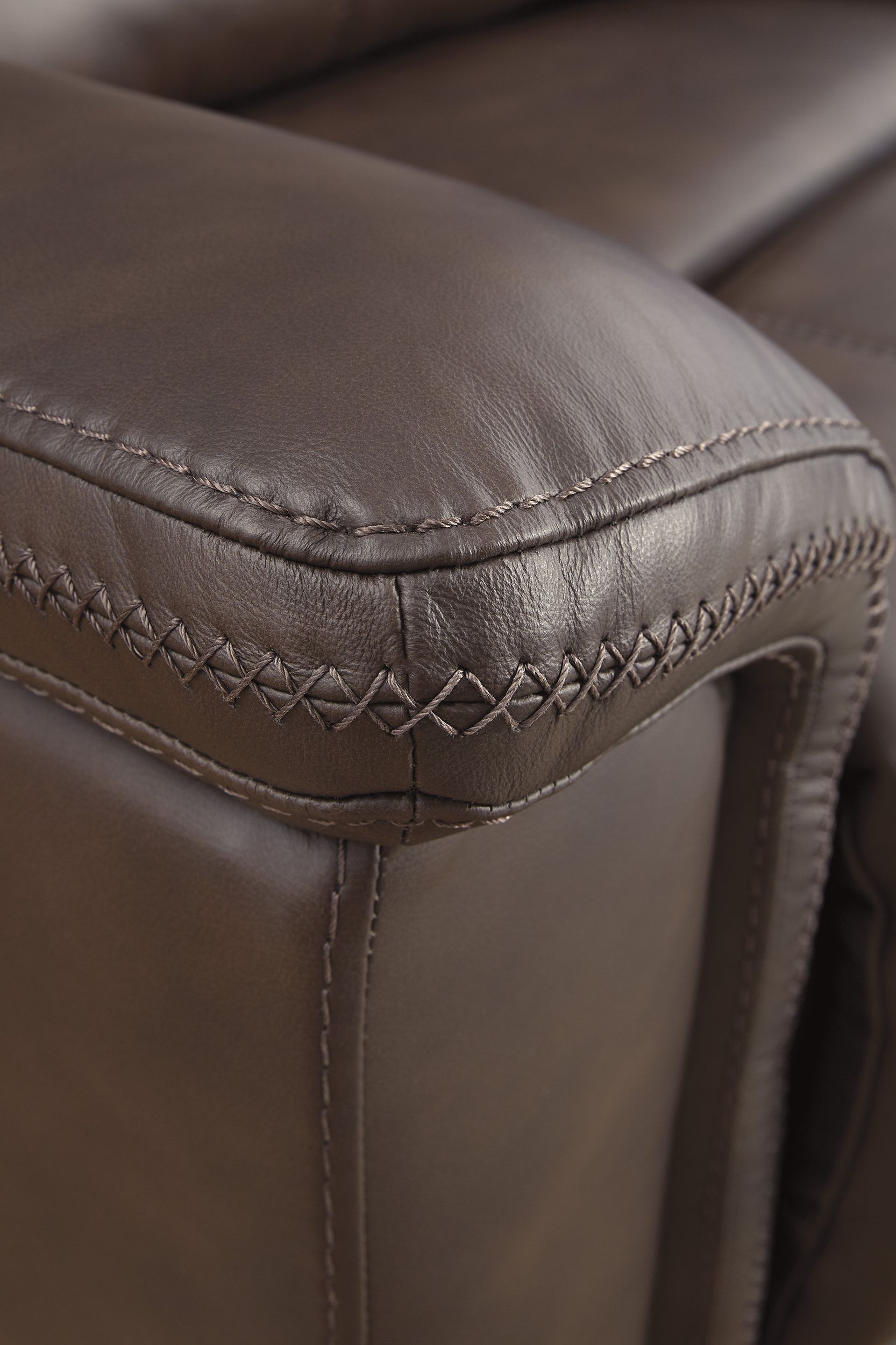 Bleckley Leather/PVC Power Recliner w/Adjustable Headrest