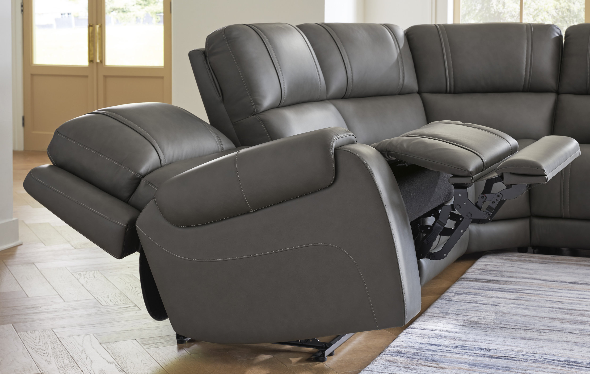 5Z-Pittson L-Shaped Leather 5-Piece Power Reclining Sectional