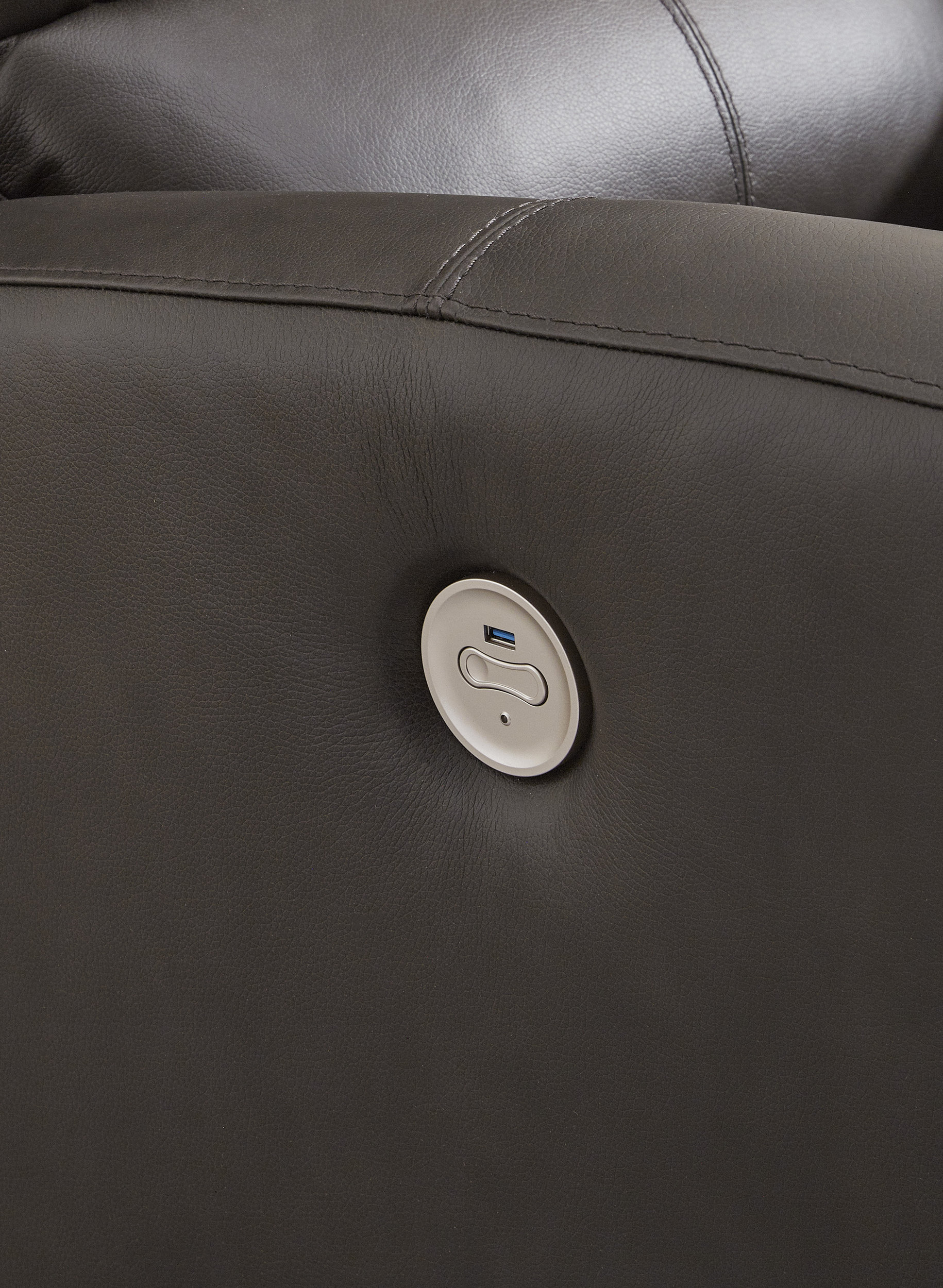 Boxmere Leather/PVC Power Reclining Living Room Set