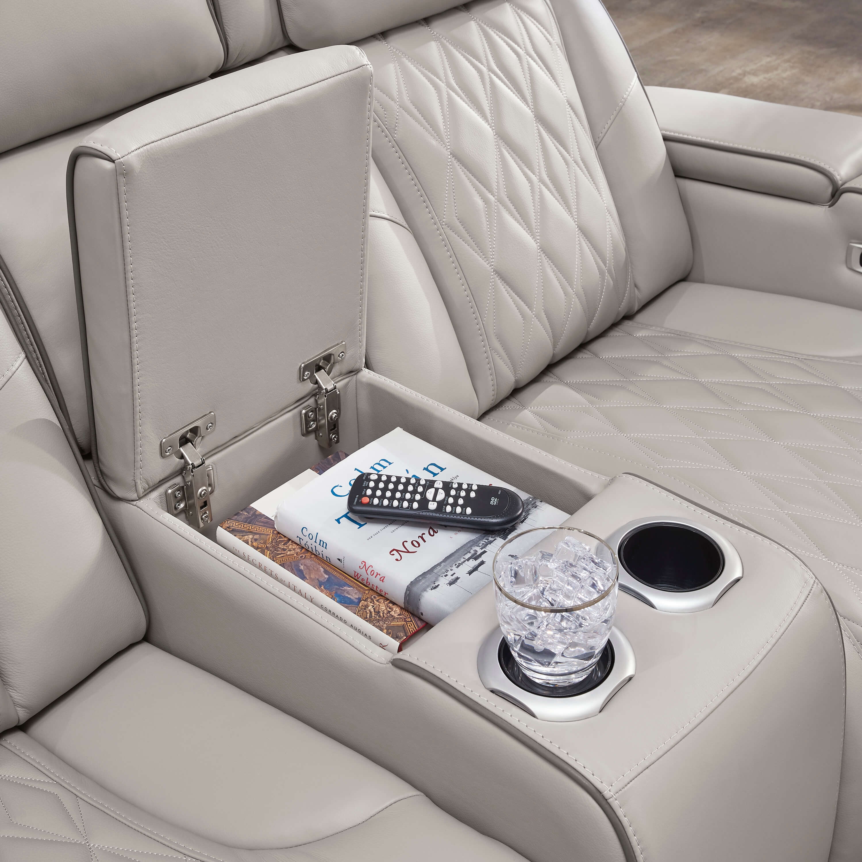 Boyington Power Reclining loveseat function