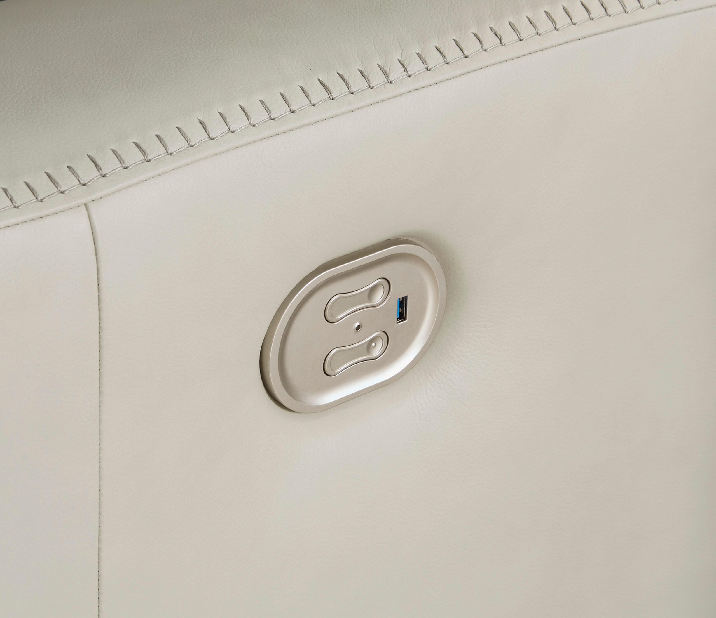 Mindanao Power Coconut Recliner USB Port