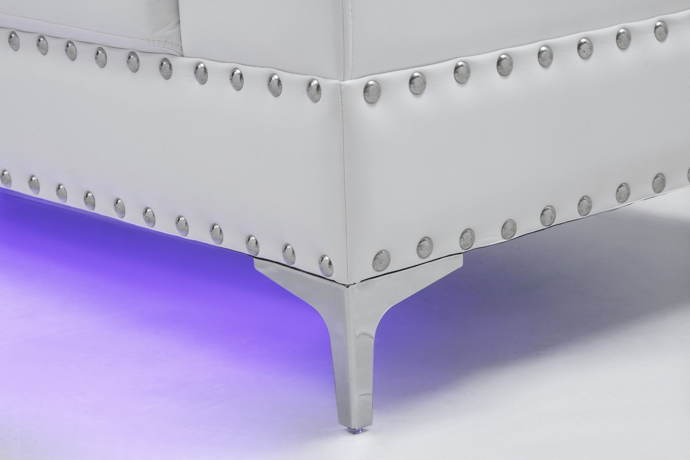 U97 Leather Air Sectional w/LED Lighting