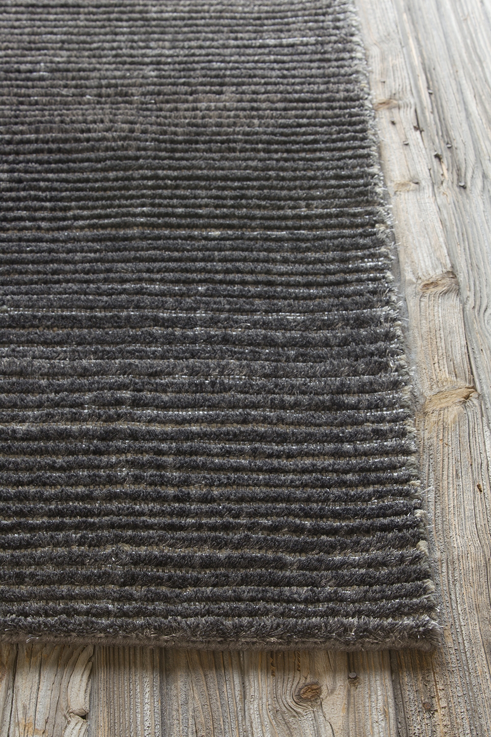 Ulrika Wool/Polyester Rectangular Handmade Rug, 5' x 7'6"