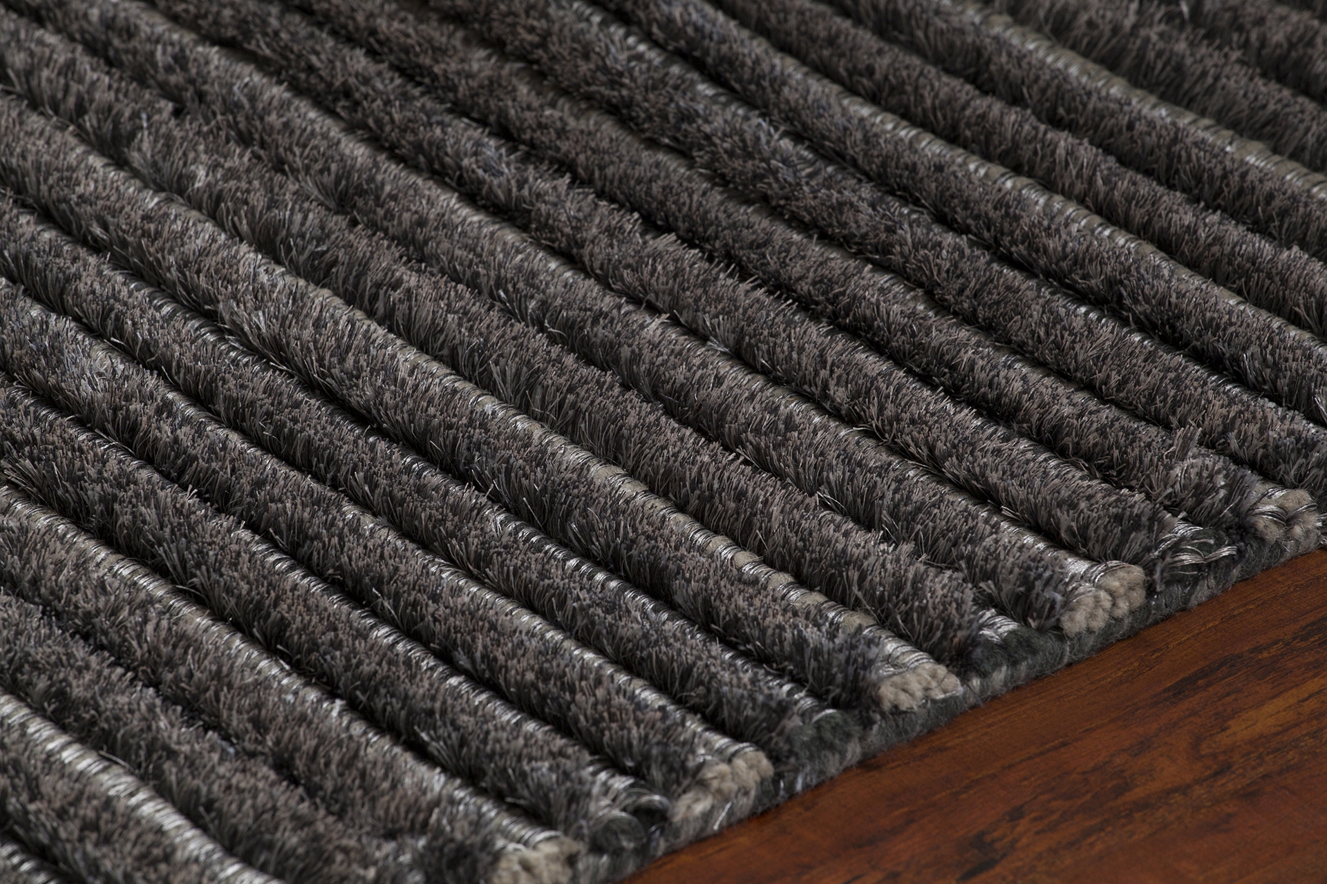 Ulrika Wool/Polyester Rectangular Handmade Rug