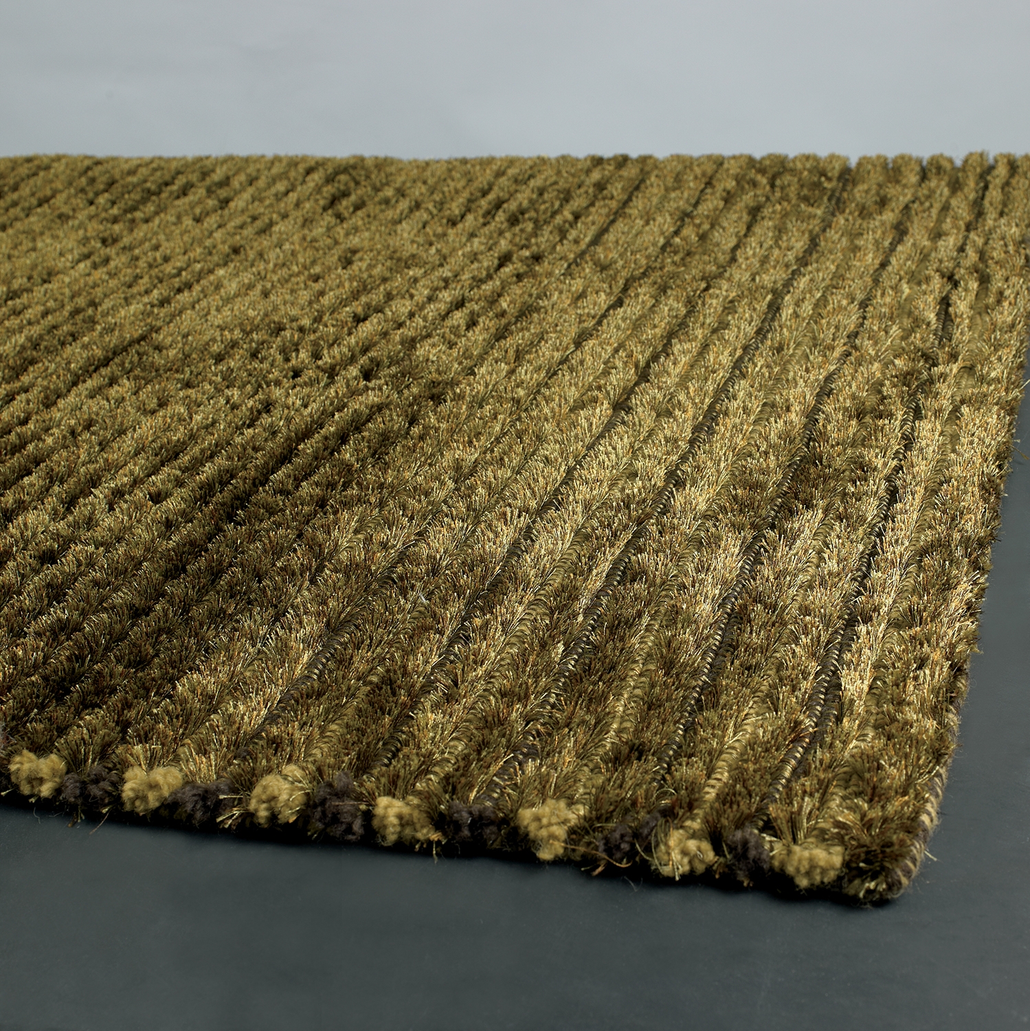 Ulrika Wool/Polyester Rectangular Handmade Rug, 5' x 7'6"