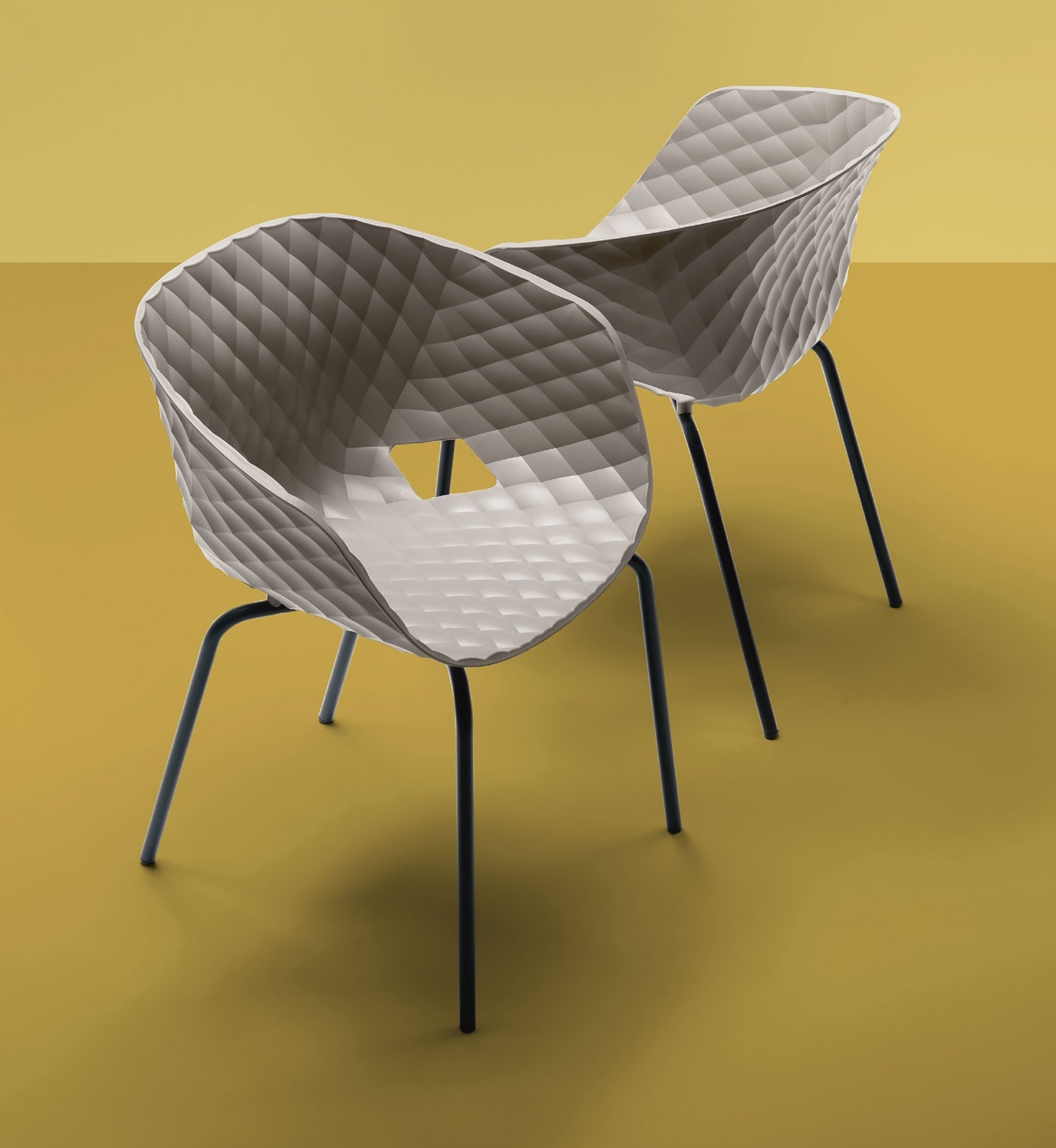 Uni-ka 594 Polypropylene Arm Chair