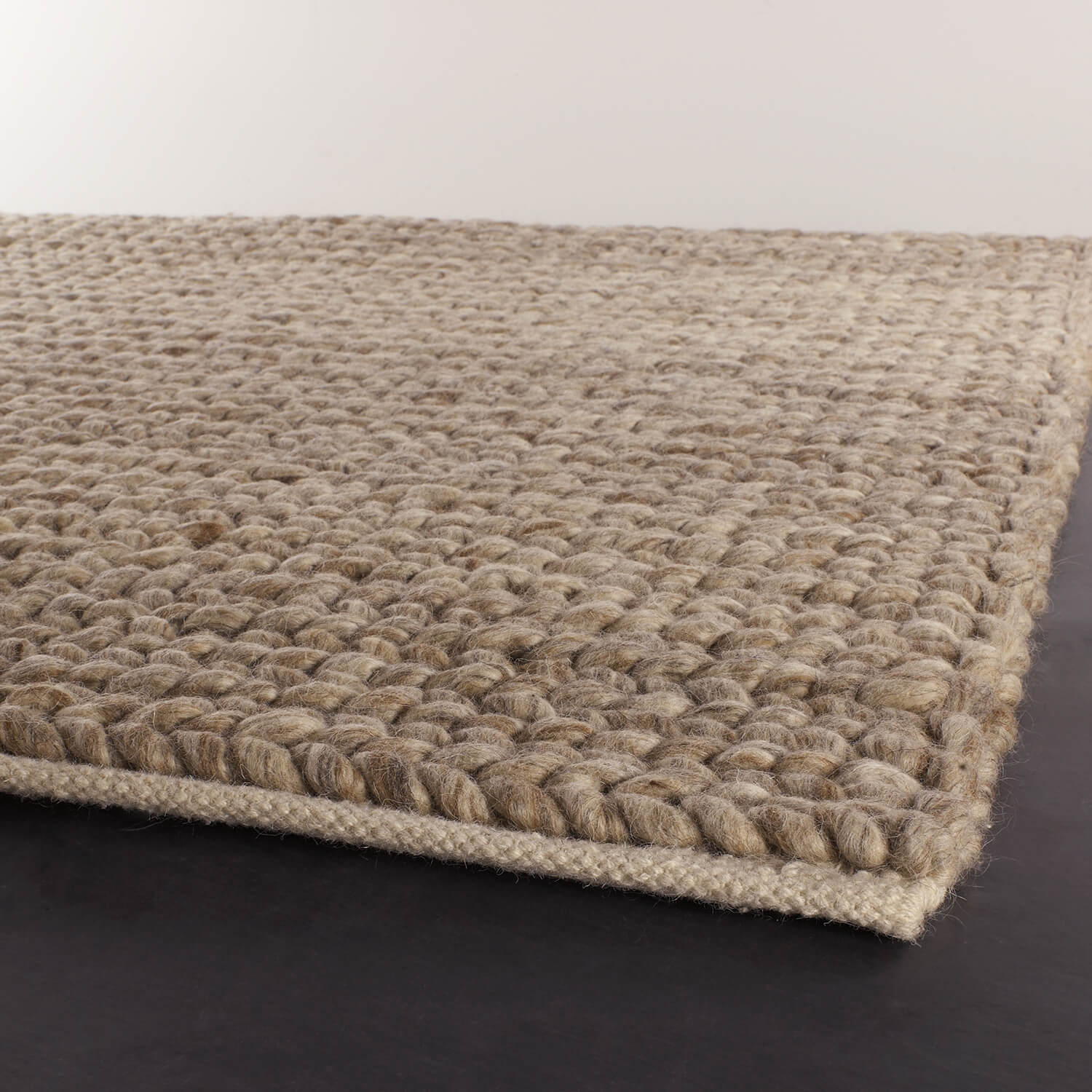 Valencia Wool Rectangular Handmade Rug, 9' x 13'