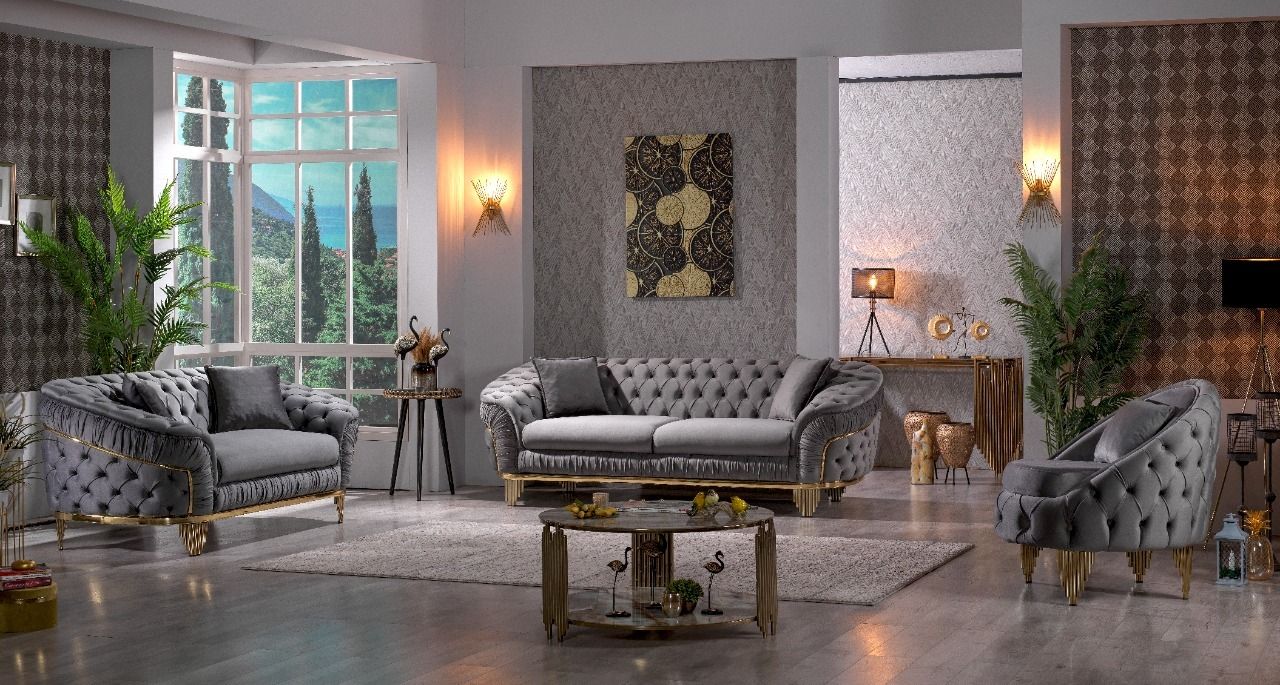Vanessa Tufted Velvet Chair