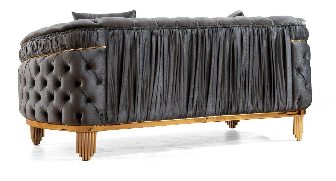 Vanessa Tufted Velvet Loveseat