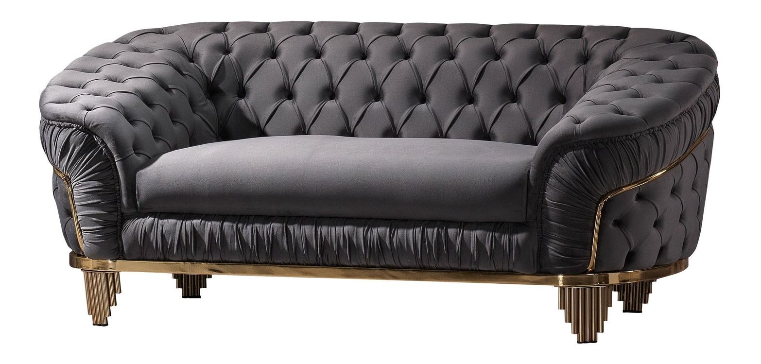 Vanessa Tufted Velvet Loveseat