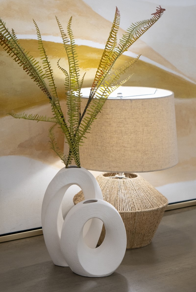 Vavda Table Lamp