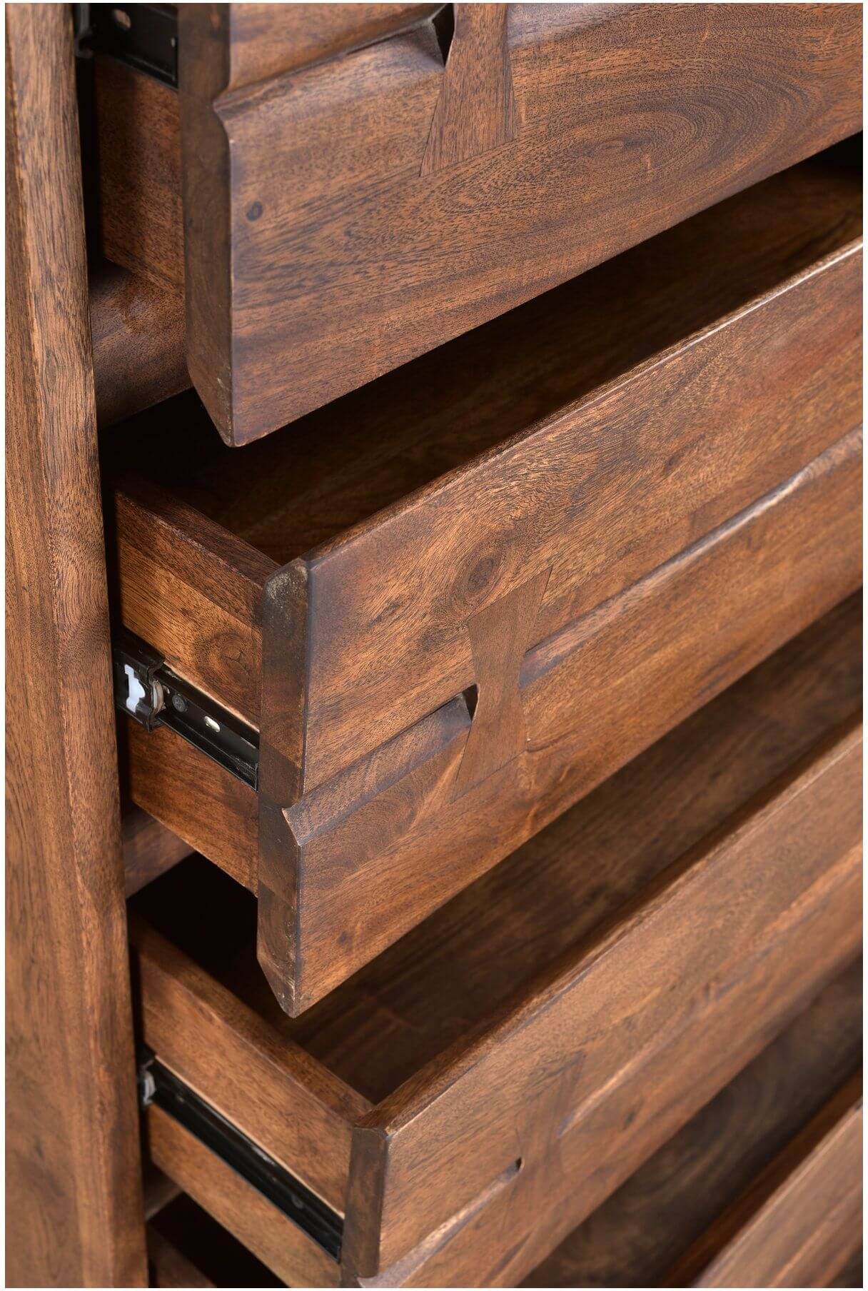 Madagascar Chest