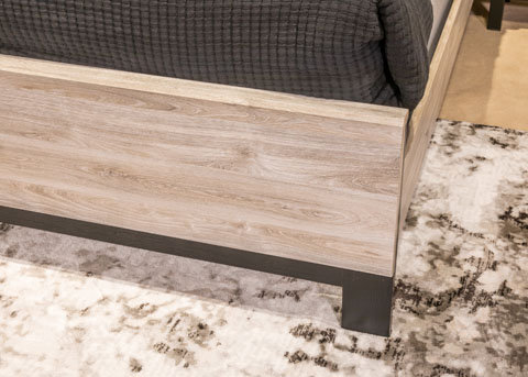 Vessalli MDF Panel Bedroom Set w/Extensions