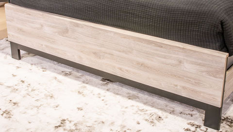Vessalli MDF Panel Bedroom Set w/Extensions