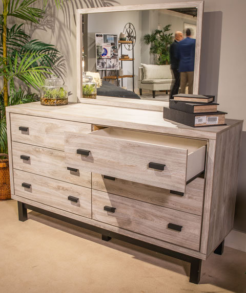 Vessalli MDF Panel Bedroom Set w/Extensions
