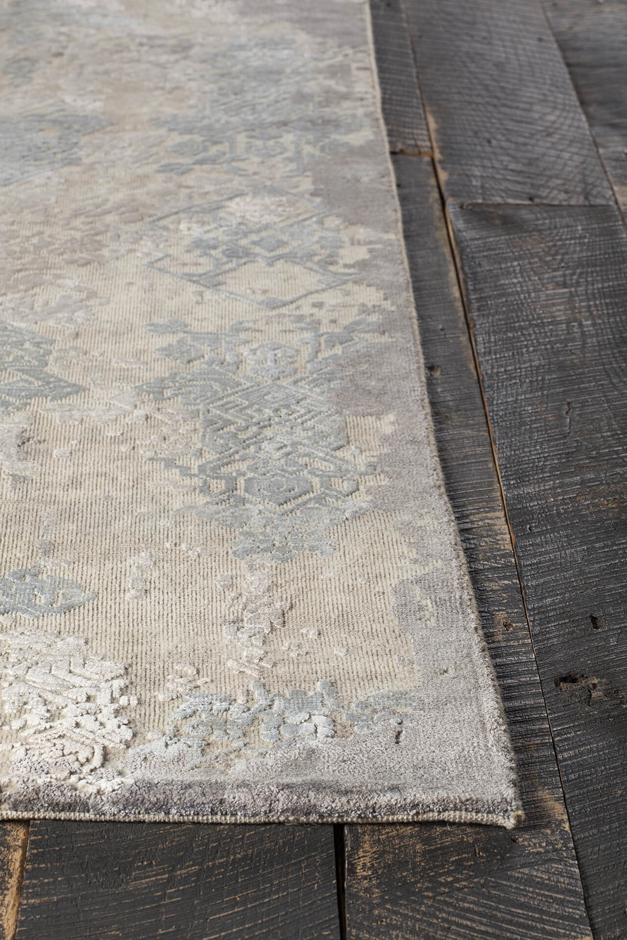 Vingel Wool/Viscose Rectangular Handmade Rug, 7'9" x 10'6"