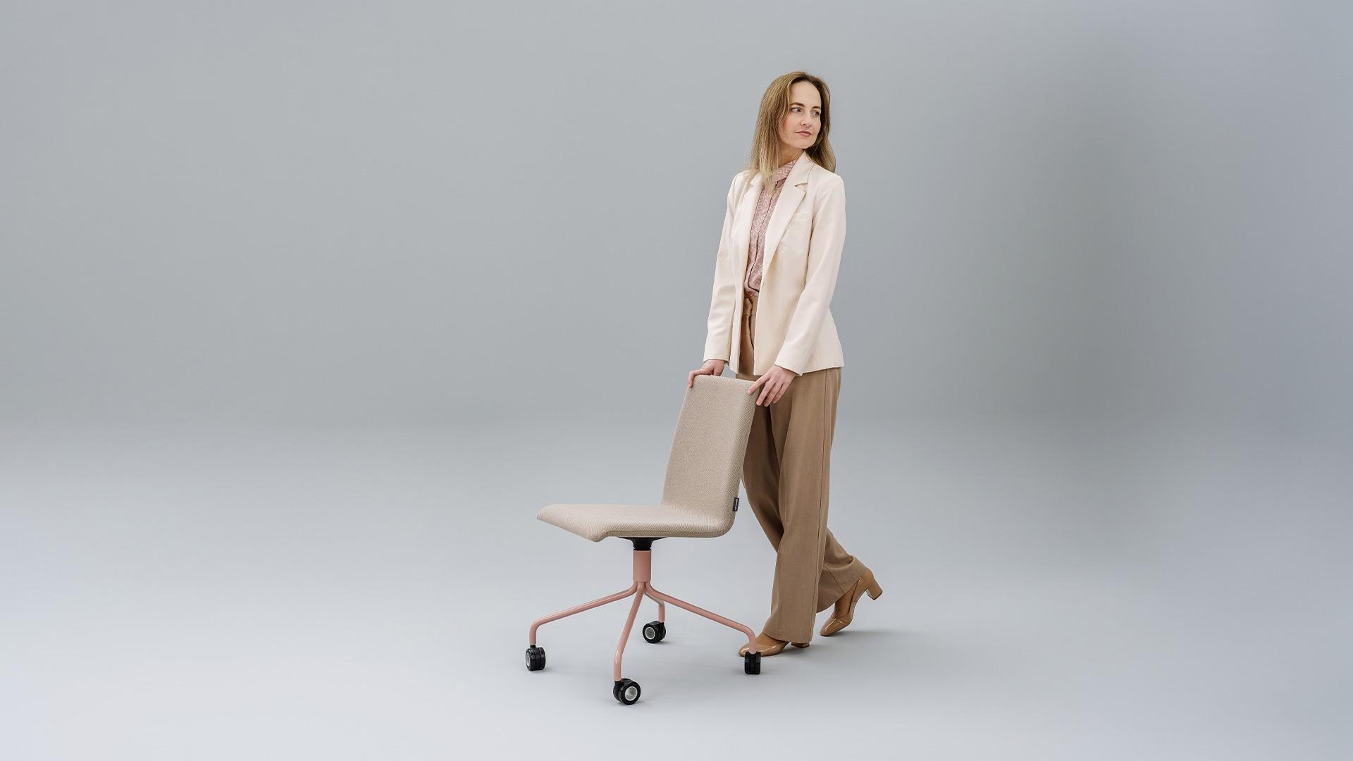 Moon Visitor Chair w/Swivel Powder-coated Wire Steel Base & Hollow Castors