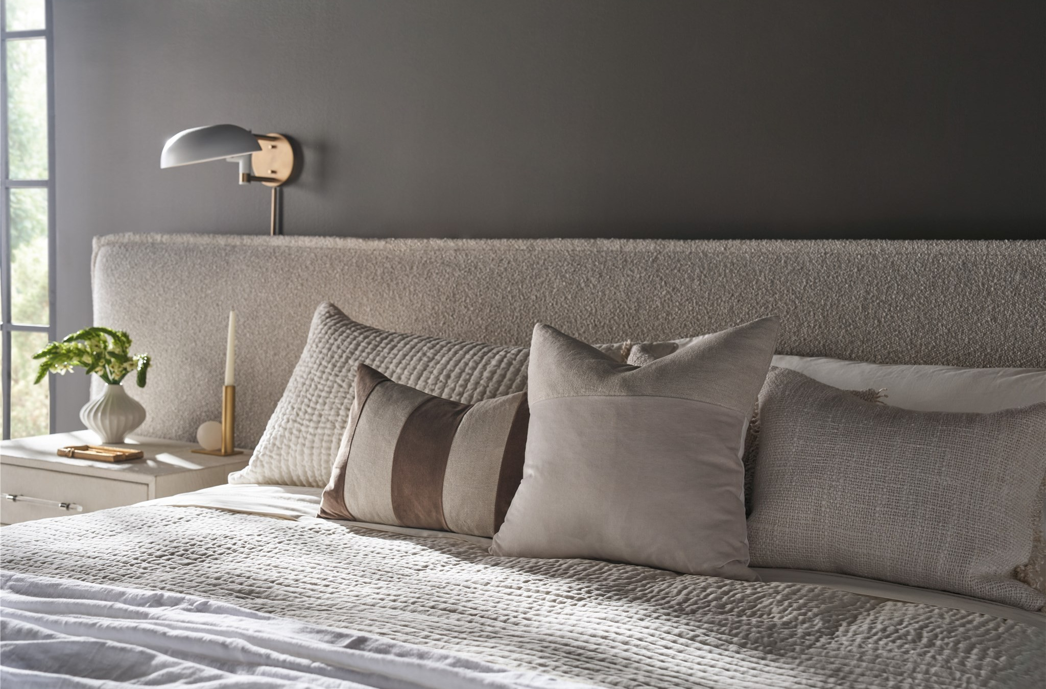 Lux Wall Fabric Platform Bed w/Panel, King Size